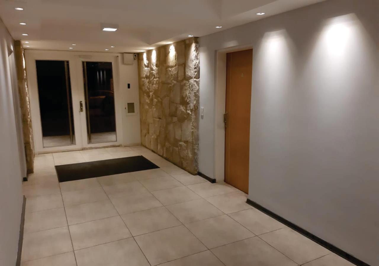 Departamento En El Centro De Bariloche Bb Apartman Kültér fotó